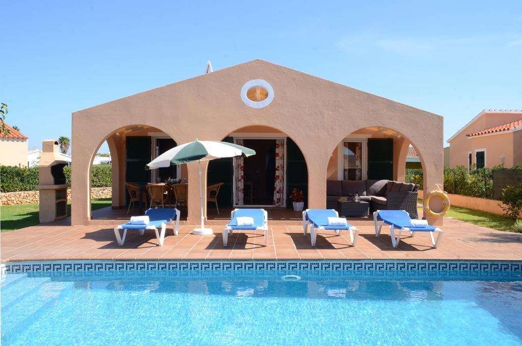 Villas Las Golondrinas Cala'N Bosch  Exterior foto